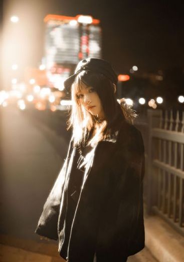 挣扎吧亚君