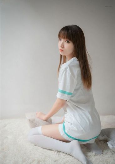 丰满年轻的继母6