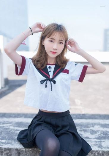 新任女教师