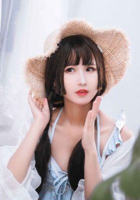 晨妤小美女