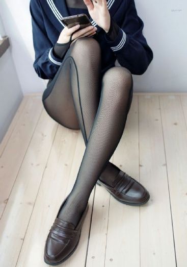 赴日留学