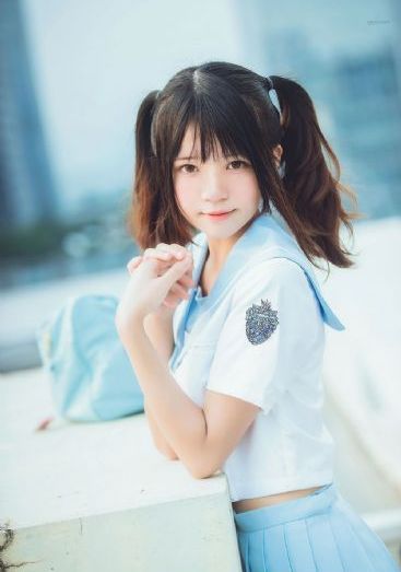 女按摩师