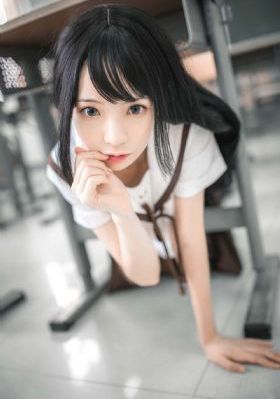 老婆误把空调维修工当