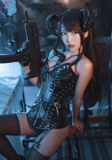 年轻的小婊2韩剧